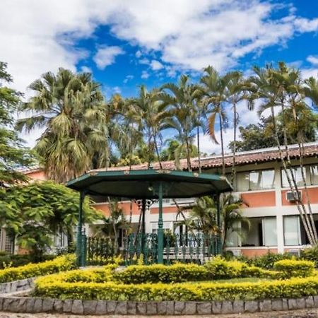 Hotel Fazenda Rochedo กงแซร์วาตอเรีย ภายนอก รูปภาพ